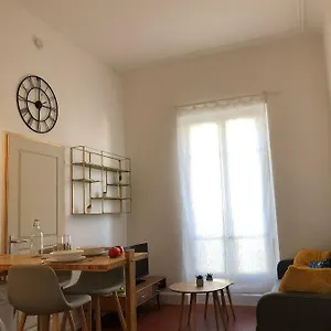 https://t2-intra-muros-avignon.aixenprovencehotels.org